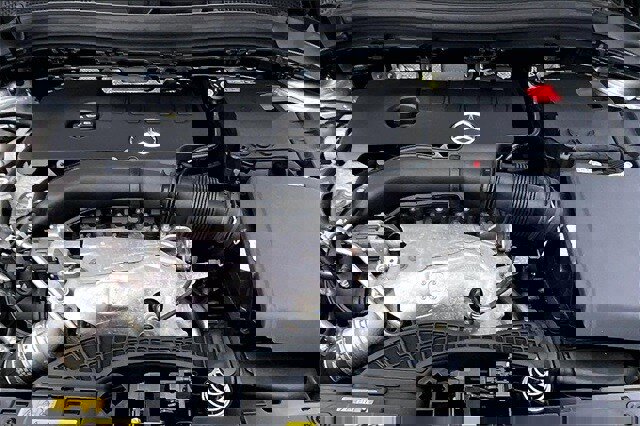 Certified 2023 Mercedes-Benz GLA 250 4MATIC image 32