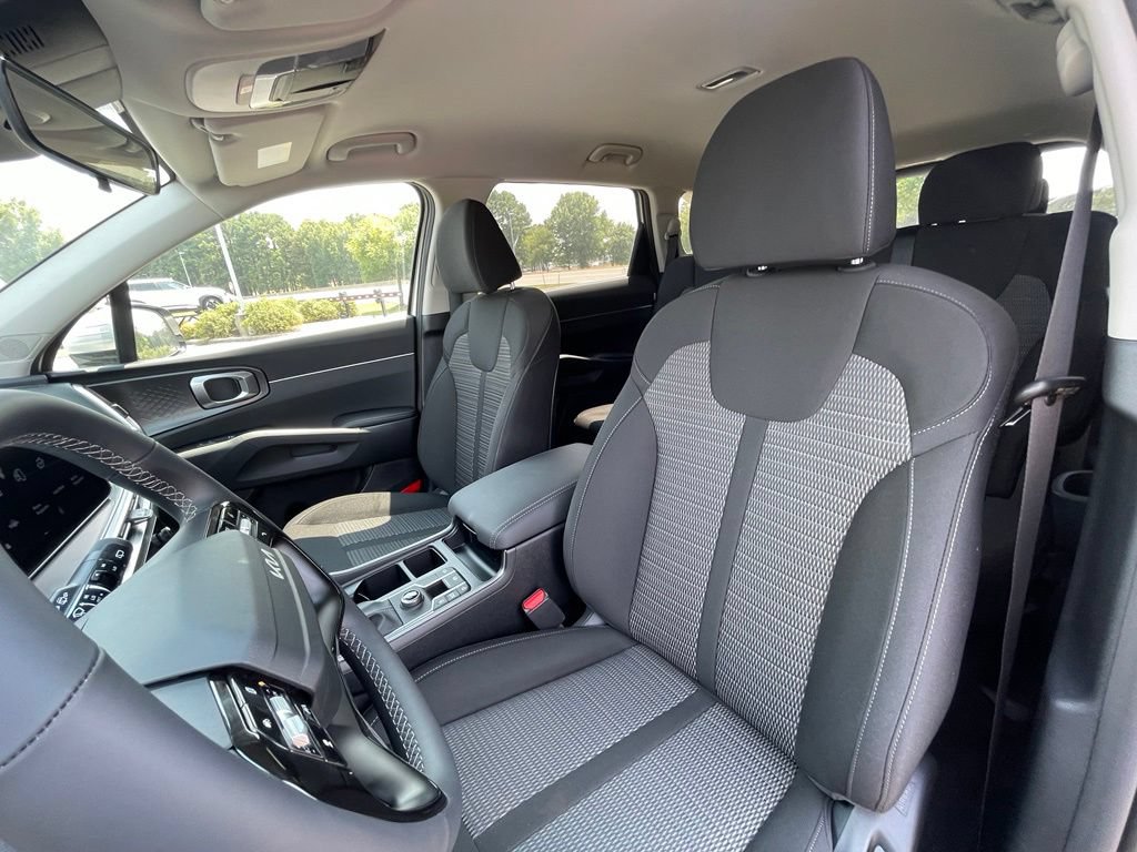 New 2026 Kia Sorento LX FWD image 22