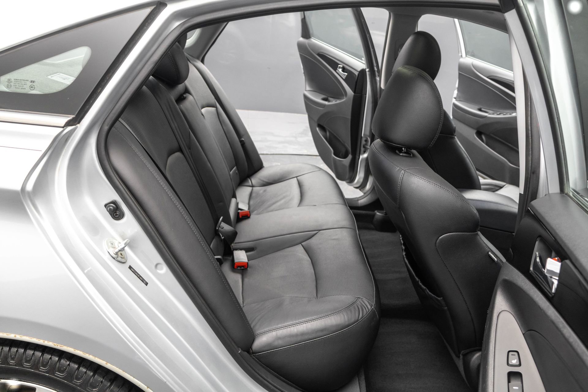 Used 2014 Hyundai Sonata Limited w/ Technology Package 05 image 34