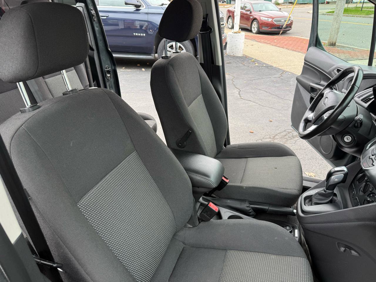 Used 2018 Ford Transit Connect XL image 23