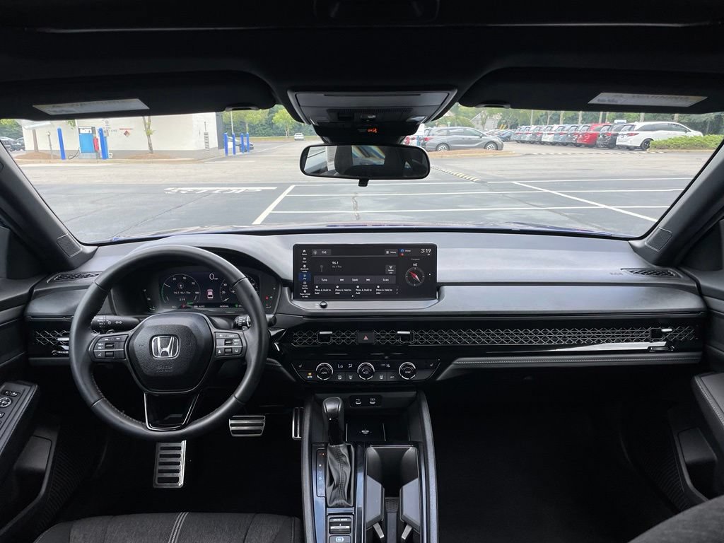 Certified 2025 Honda Accord Sport image 10