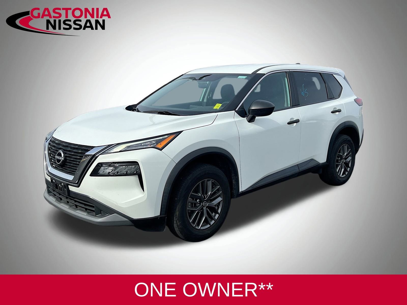 Used 2023 Nissan Rogue S image 3