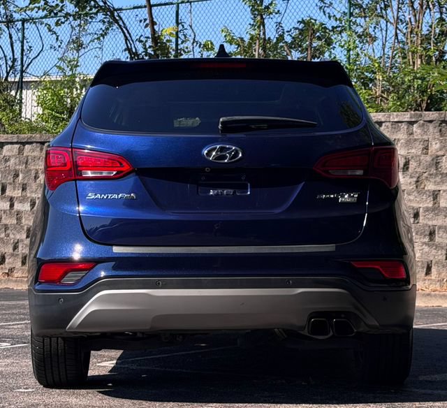 Used 2023 Hyundai Santa Fe SEL w/ Premium Package FWD image 6