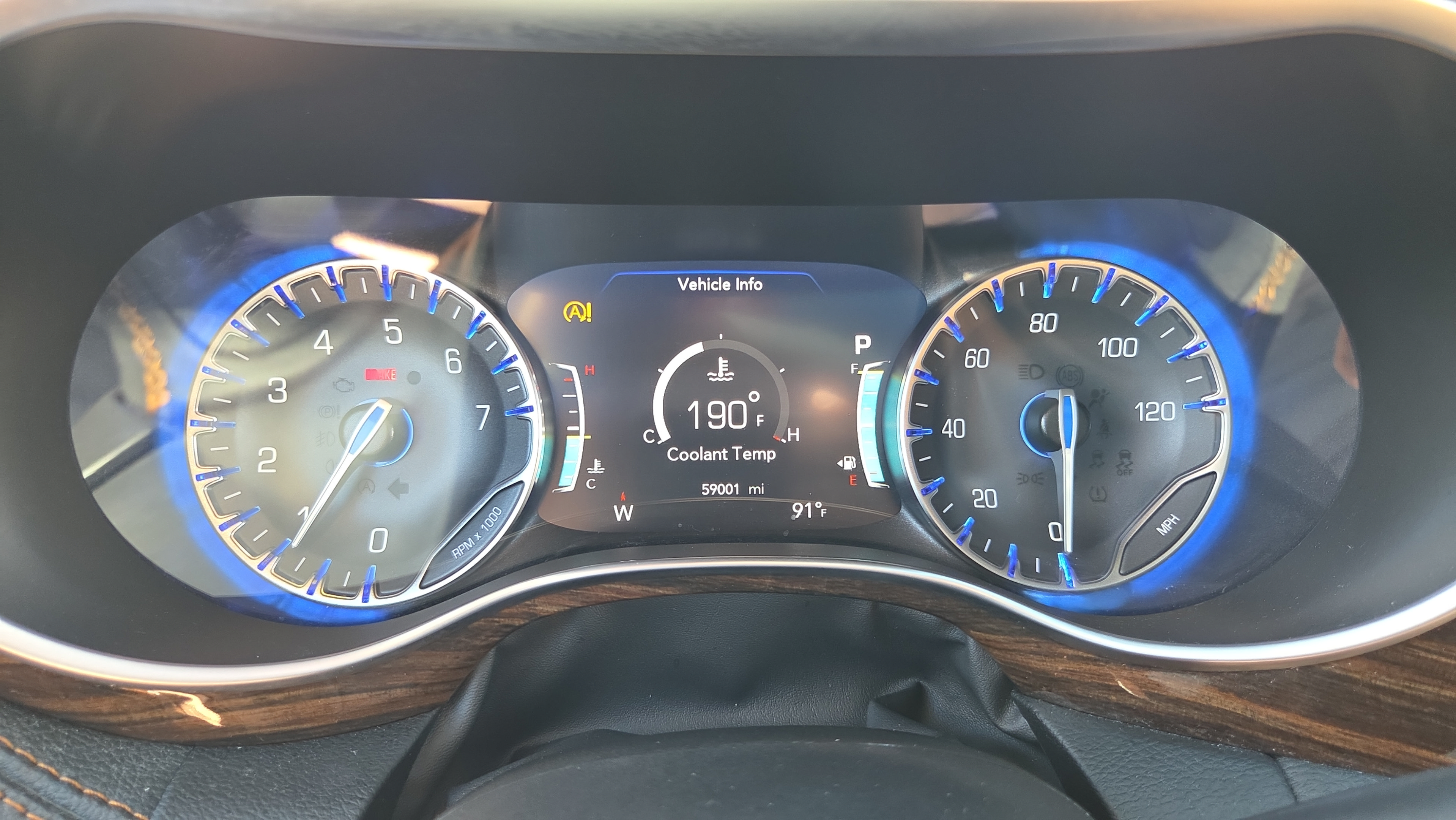 Used 2022 Chrysler Pacifica Pinnacle FWD image 35