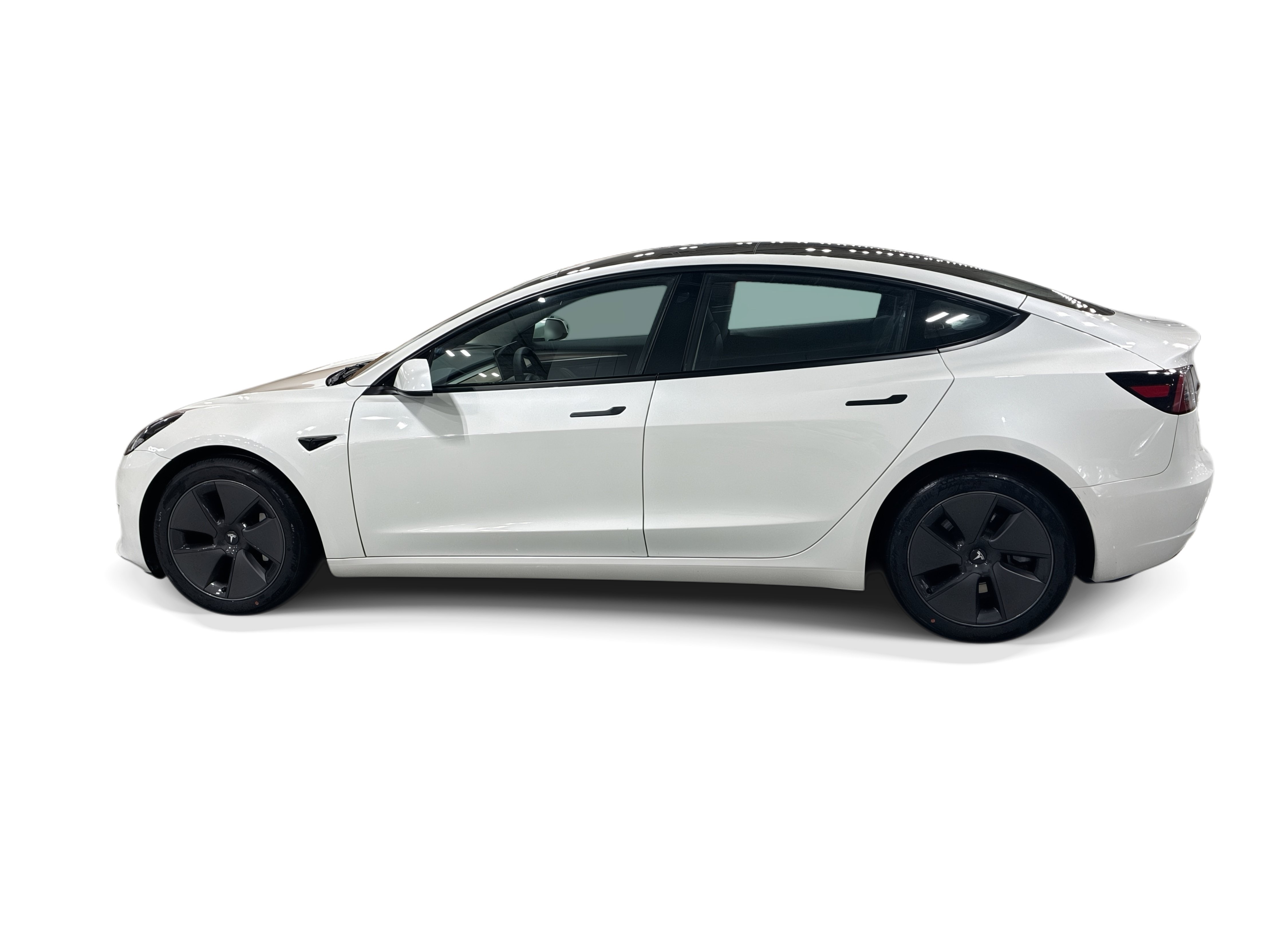 Certified 2023 Tesla Model 3 Standard Range RWD image 3