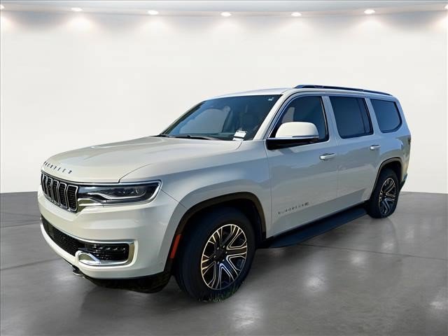 Used 2022 Jeep Wagoneer Series III w/ Convenience Group I AWD/4WD image 2