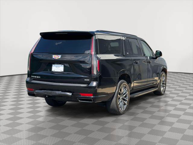 Used 2023 Cadillac Escalade ESV Sport AWD/4WD image 7