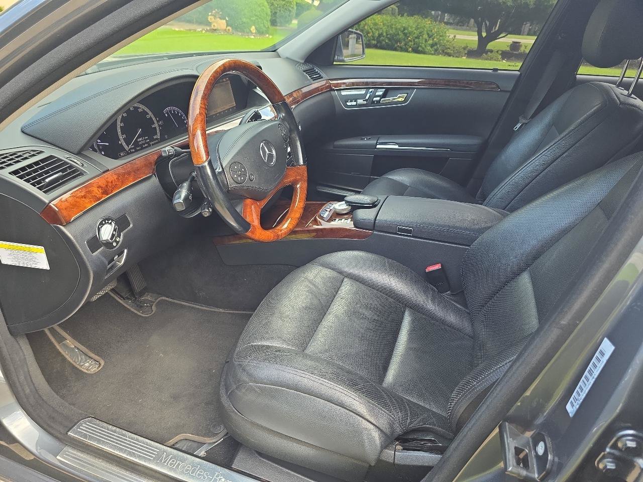 Used 2011 Mercedes-Benz S 550 4MATIC w/ Premium 2 Pkg image 13