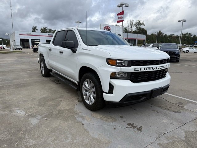 Used 2022 Chevrolet Silverado 1500 Custom w/ LPO, Blackout Package image 4