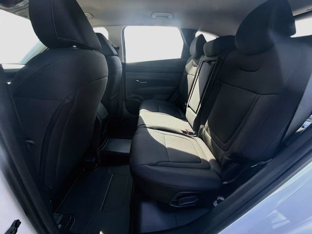 New 2026 Hyundai Tucson SE w/ Tow & Go Package FWD image 23