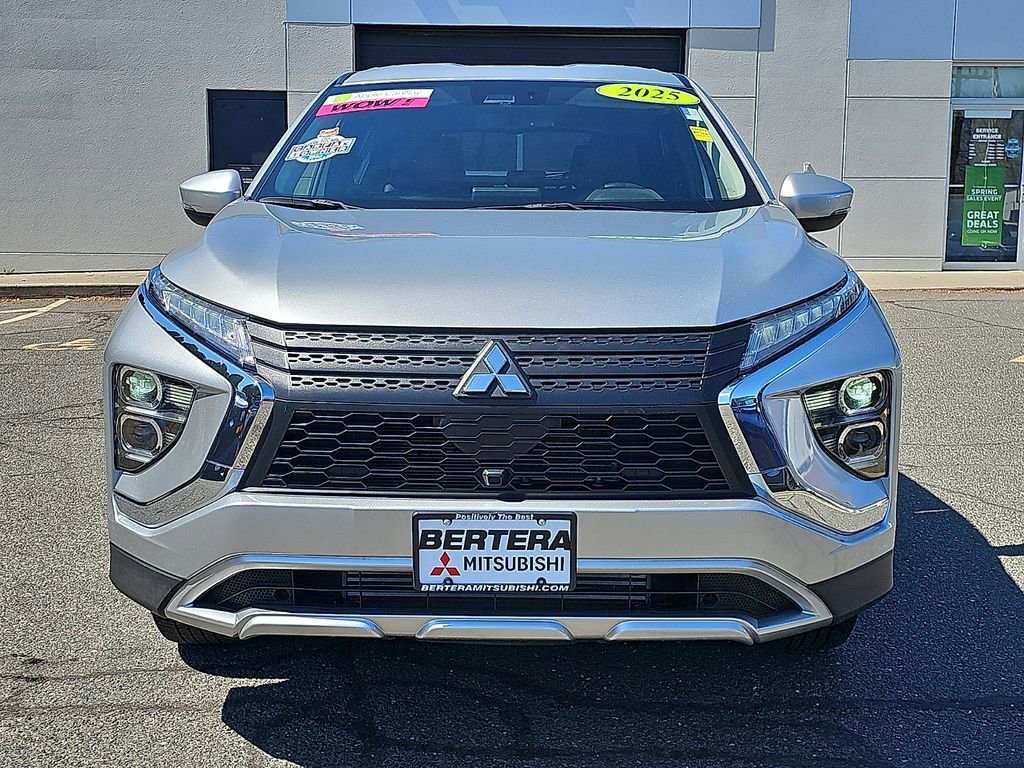 Used 2025 Mitsubishi Eclipse Cross SE image 2