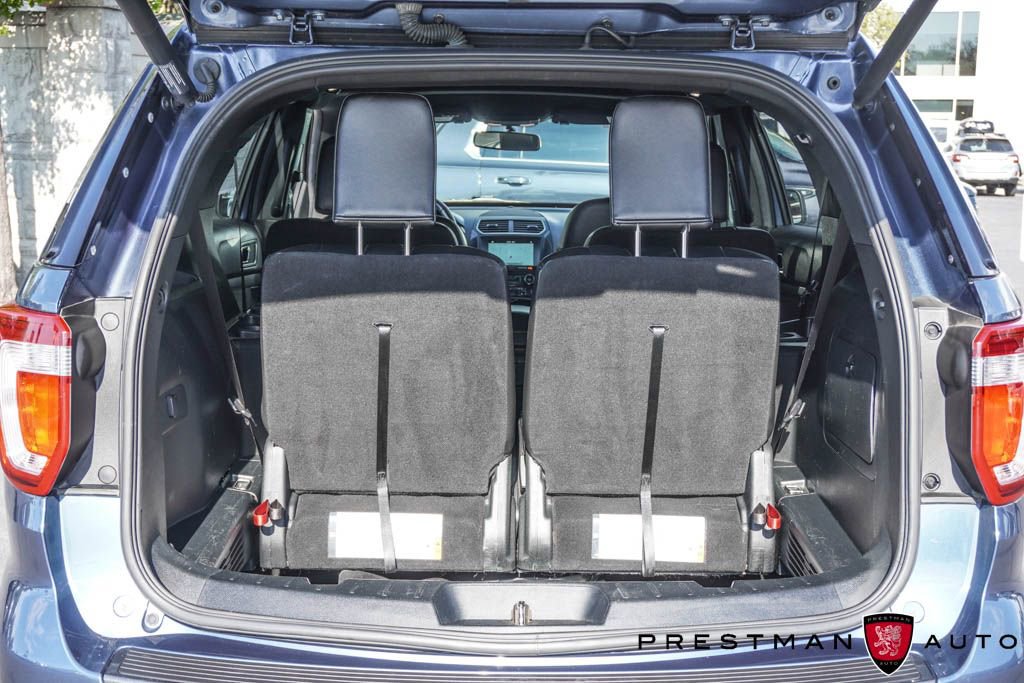 Used 2018 Ford Explorer XLT AWD/4WD image 42