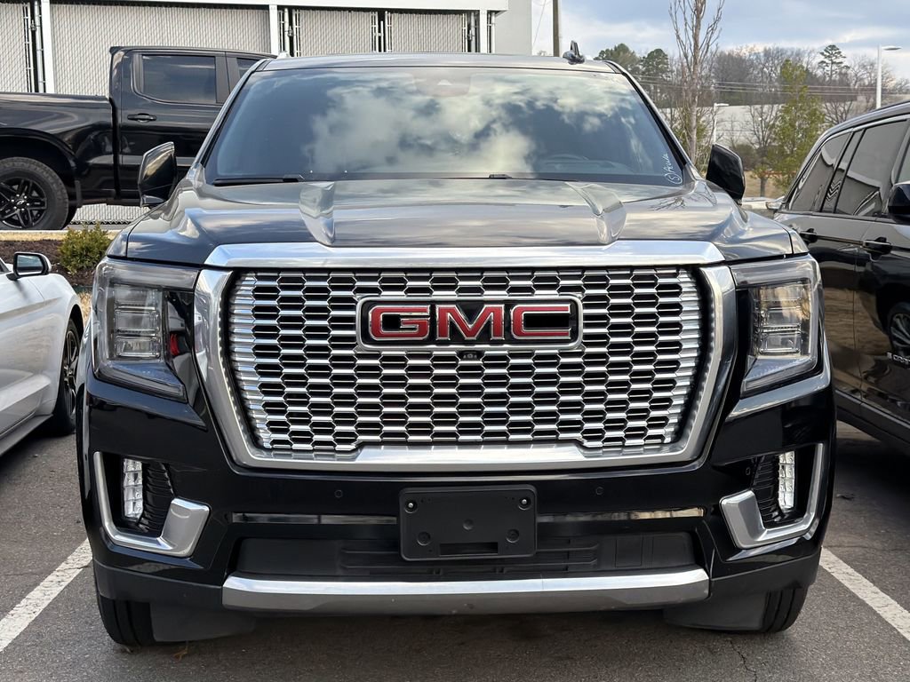 Used 2023 GMC Yukon Denali w/ Max Trailering Package image 2
