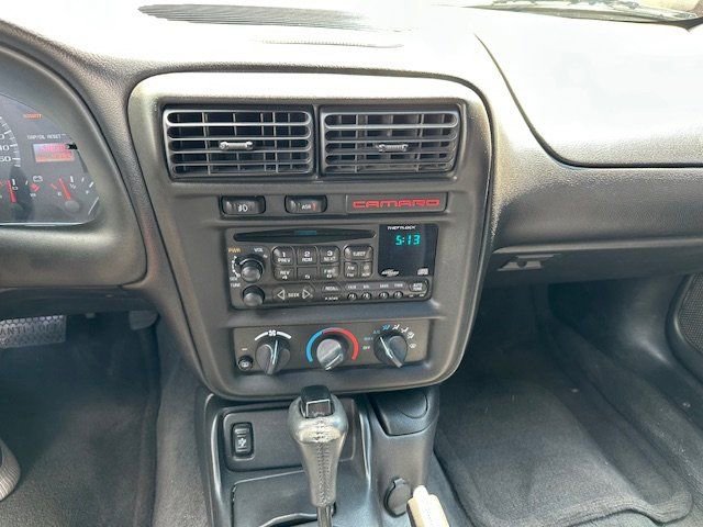 Used 2000 Chevrolet Camaro Z28 image 13