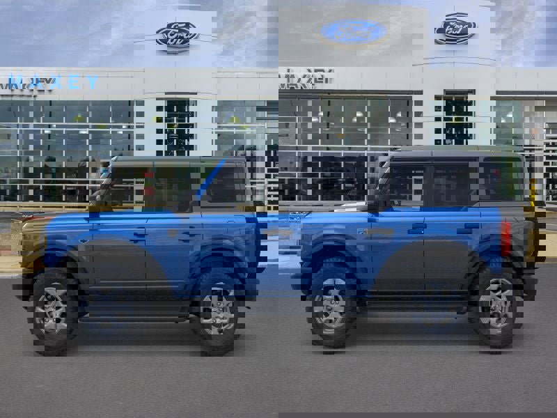 New 2025 Ford Bronco Big Bend image 3