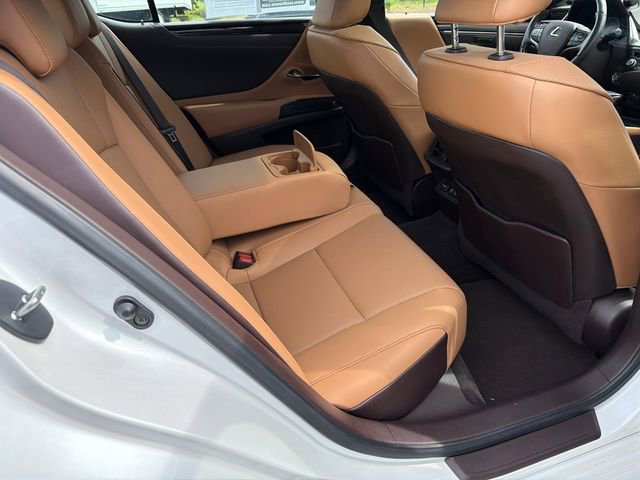 Used 2021 Lexus ES 350 w/ Premium Package FWD image 15