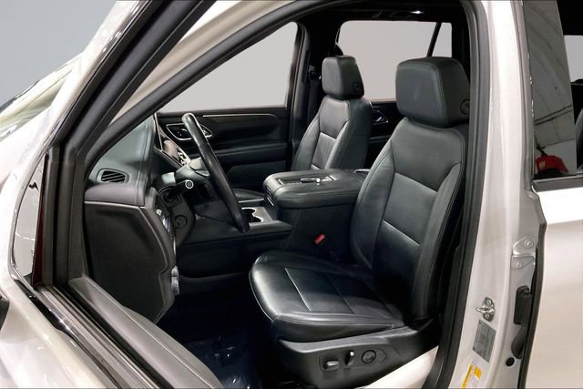 Used 2021 Chevrolet Tahoe Z71 w/ Z71 Off-Road Package AWD/4WD image 14