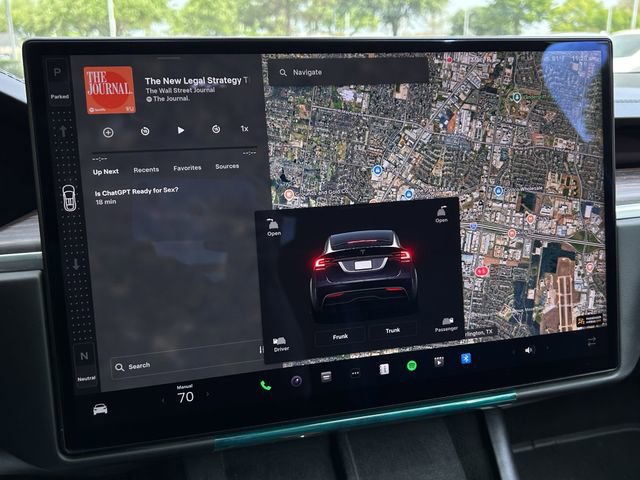 Used 2024 Tesla Model X image 21