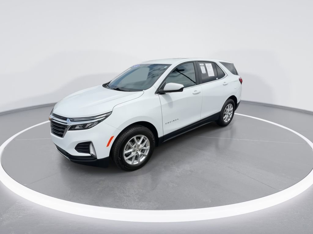 Used 2024 Chevrolet Equinox LT w/ Driver Convenience Package AWD/4WD image 4