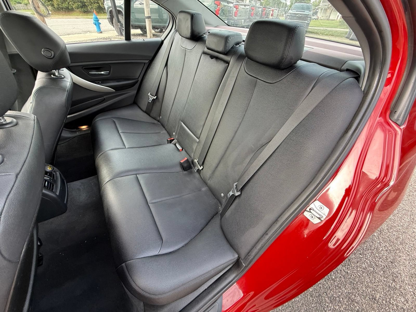Used 2015 BMW 320i xDrive Sedan AWD/4WD image 21