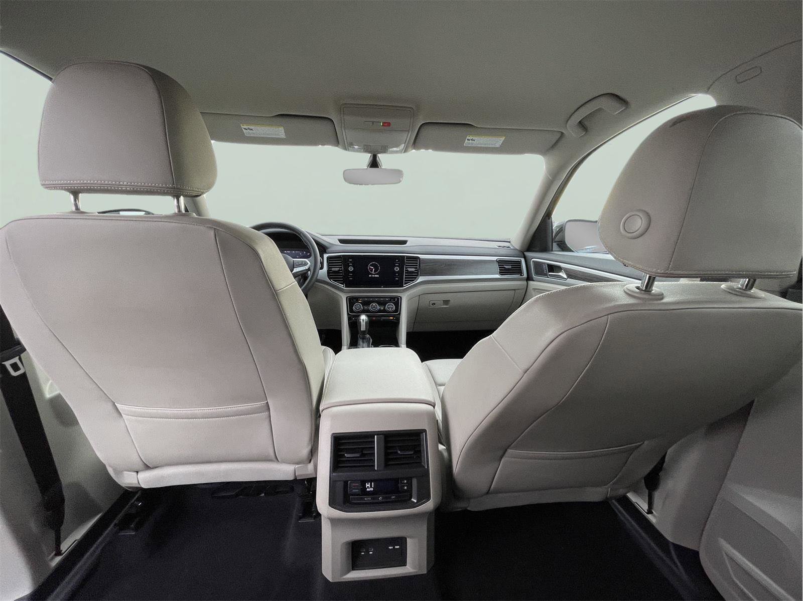 Used 2023 Volkswagen Atlas SE w/ Black Wheel Package image 19