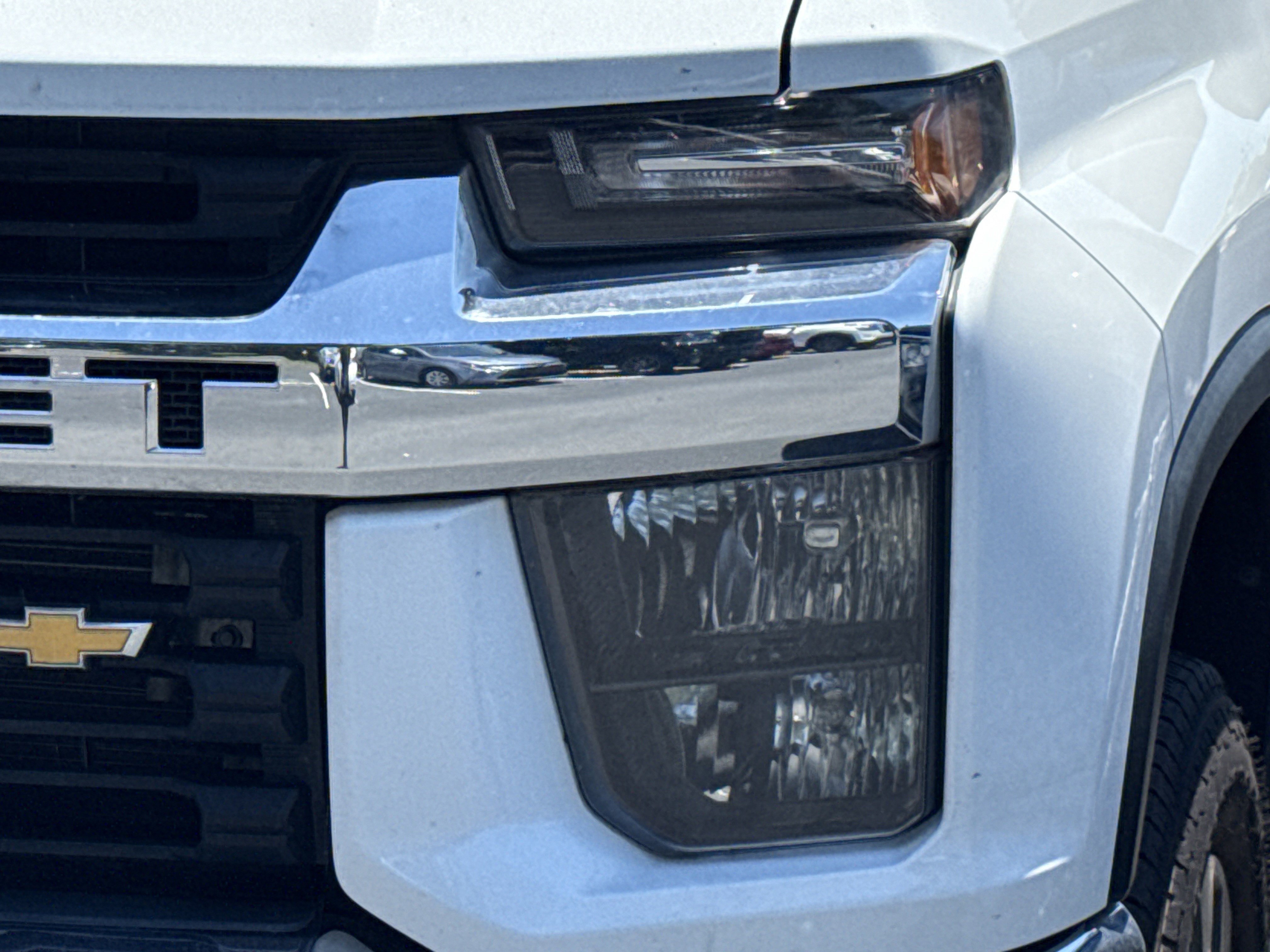 Used 2023 Chevrolet Silverado 2500 LT AWD/4WD image 6