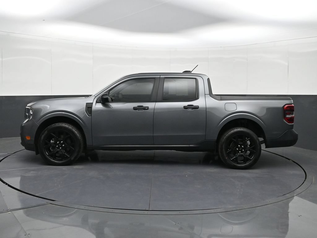 Used 2025 Ford Maverick XLT w/ Equipment Group 301A AWD/4WD image 2