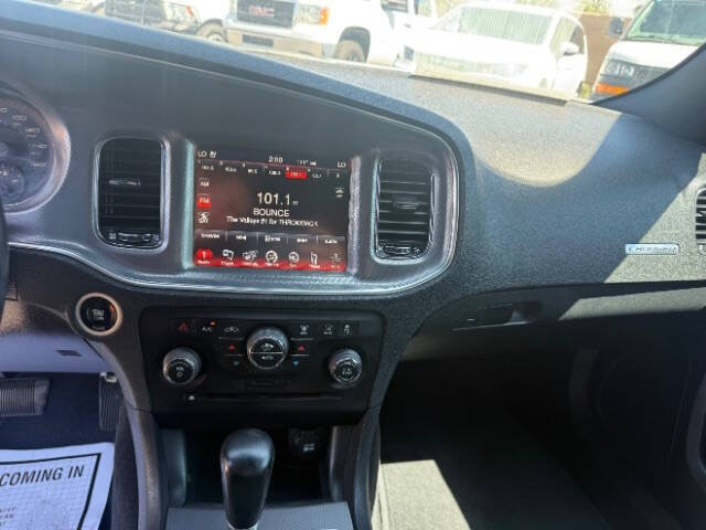 Used 2013 Dodge Charger R/T RWD image 13