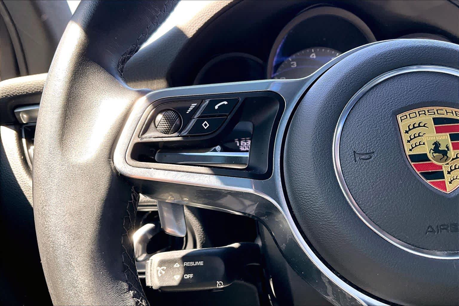 Used 2021 Porsche Macan S AWD/4WD image 22