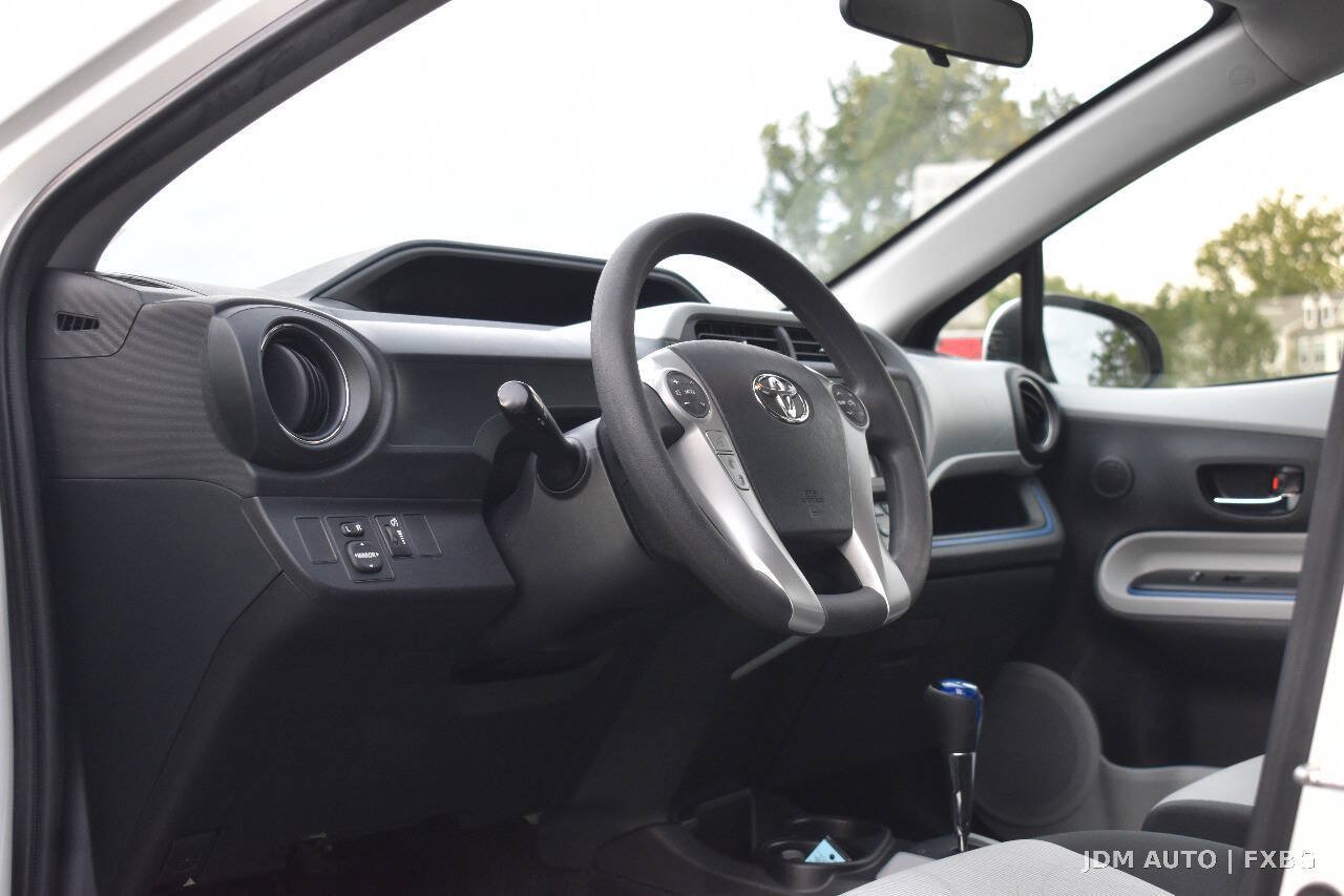 Used 2012 Toyota Prius C Three FWD image 18