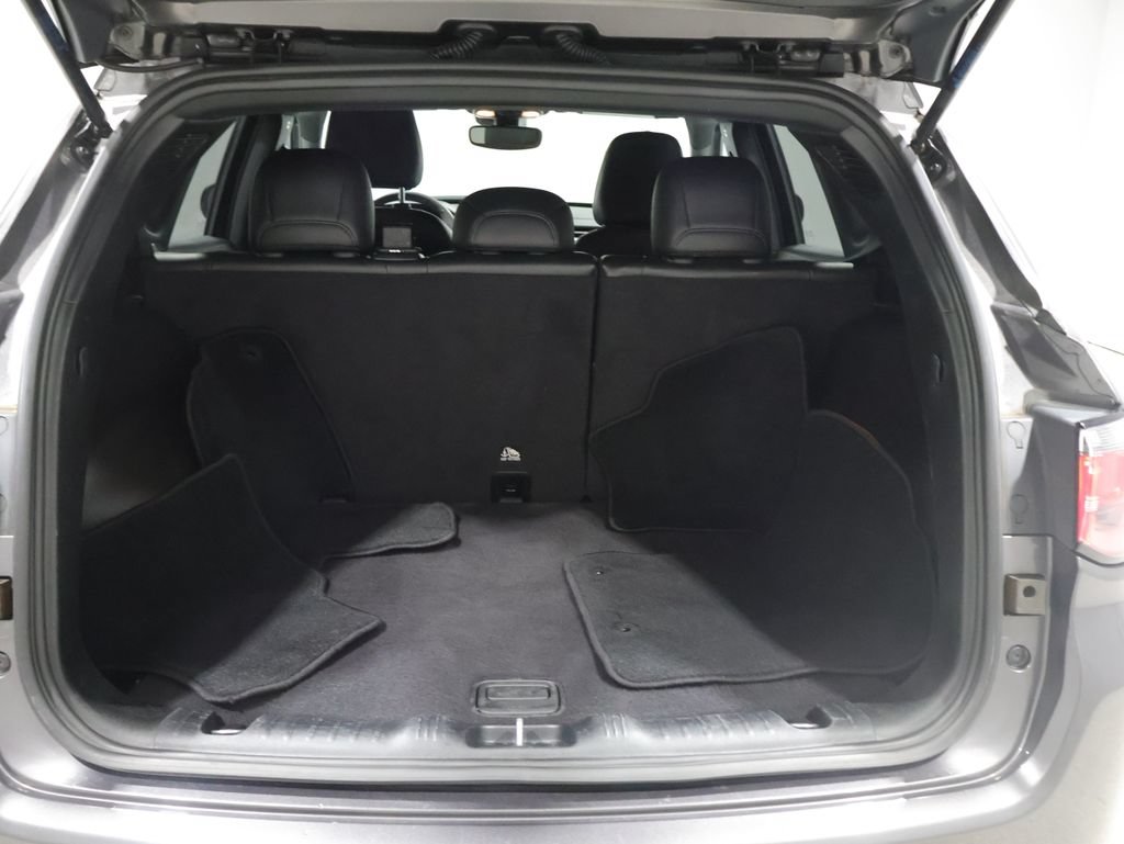 Used 2023 Jeep Compass Limited AWD/4WD image 4