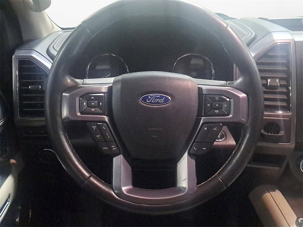 Used 2019 Ford Expedition Platinum image 12