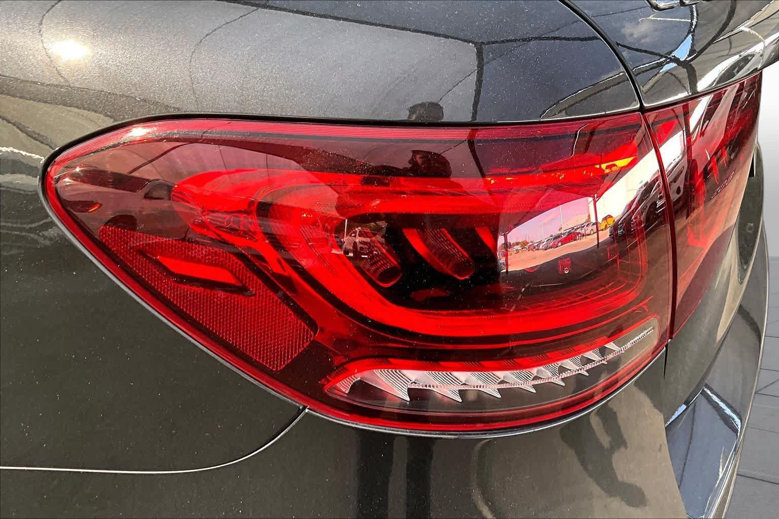 Used 2021 Mercedes-Benz GLC 300 image 29