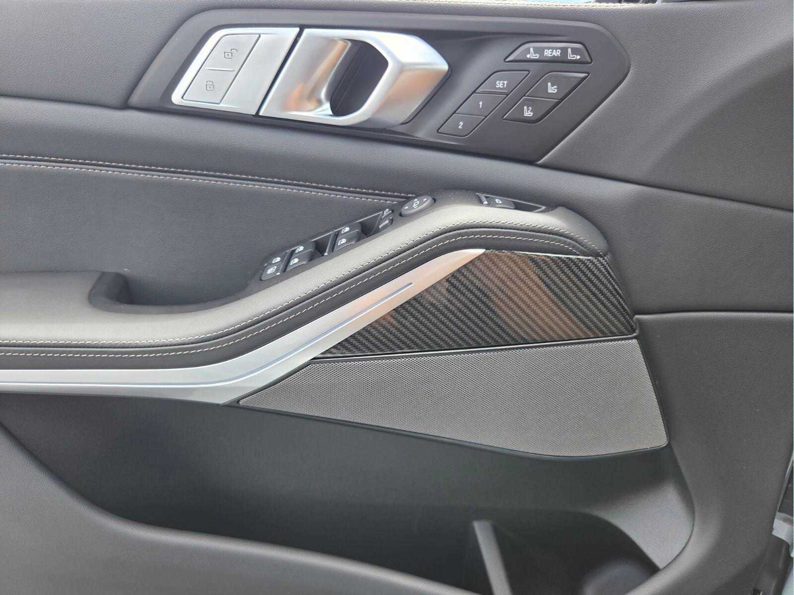 New 2027 BMW X7 M60i AWD/4WD image 23
