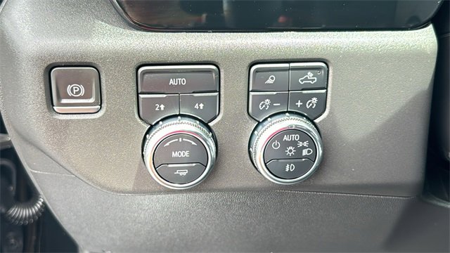 Used 2023 GMC Sierra 1500 SLT w/ SLT Premium Plus Package image 4