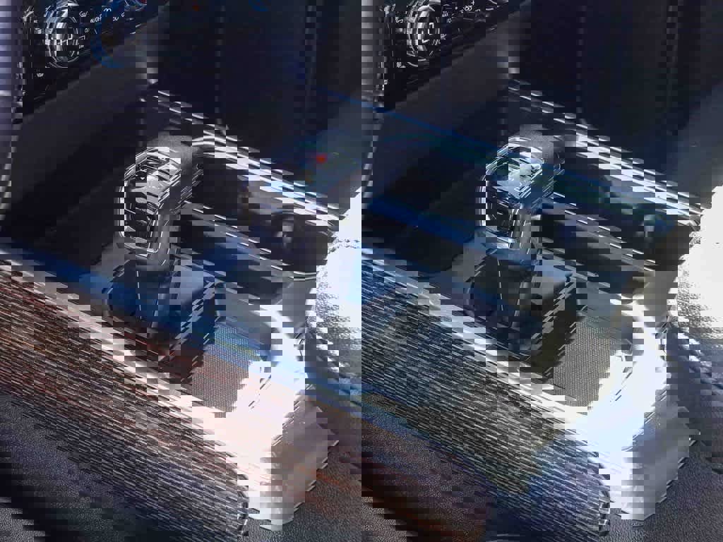 Used 2022 GMC Sierra 1500 Elevation w/ Elevation Premium Package image 18