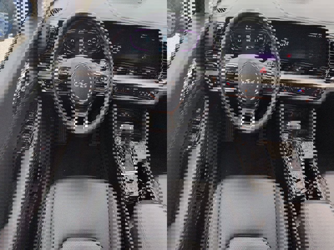 Used 2024 Kia Sportage EX image 23