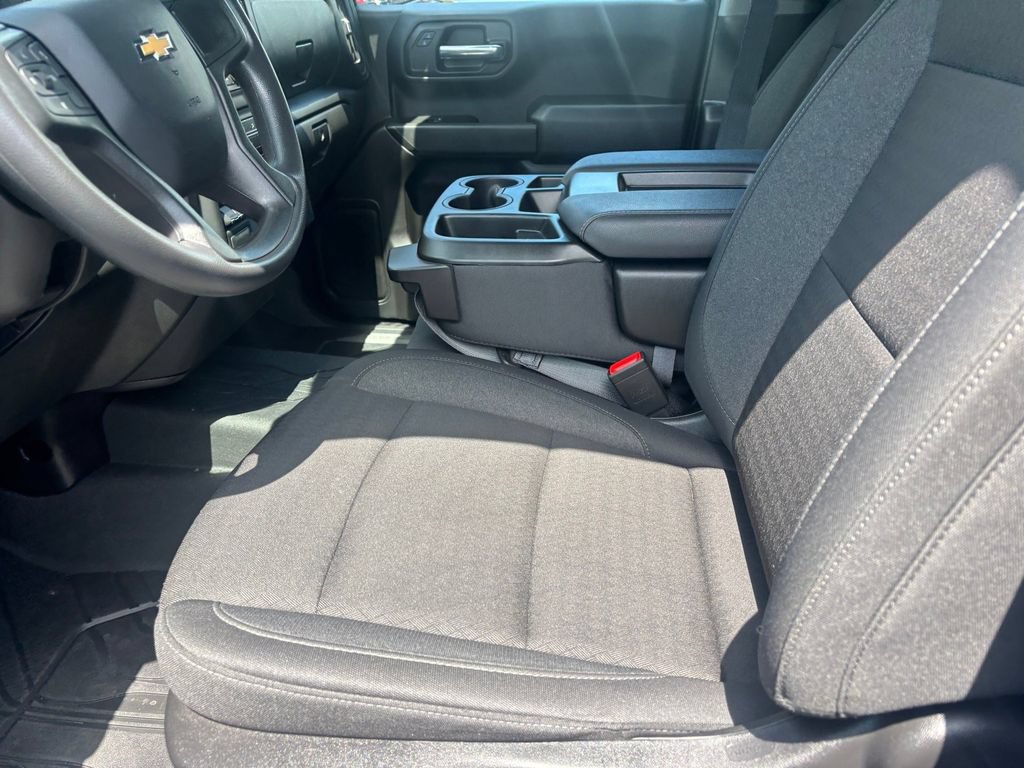Used 2026 Chevrolet Silverado 1500 Custom AWD/4WD image 8