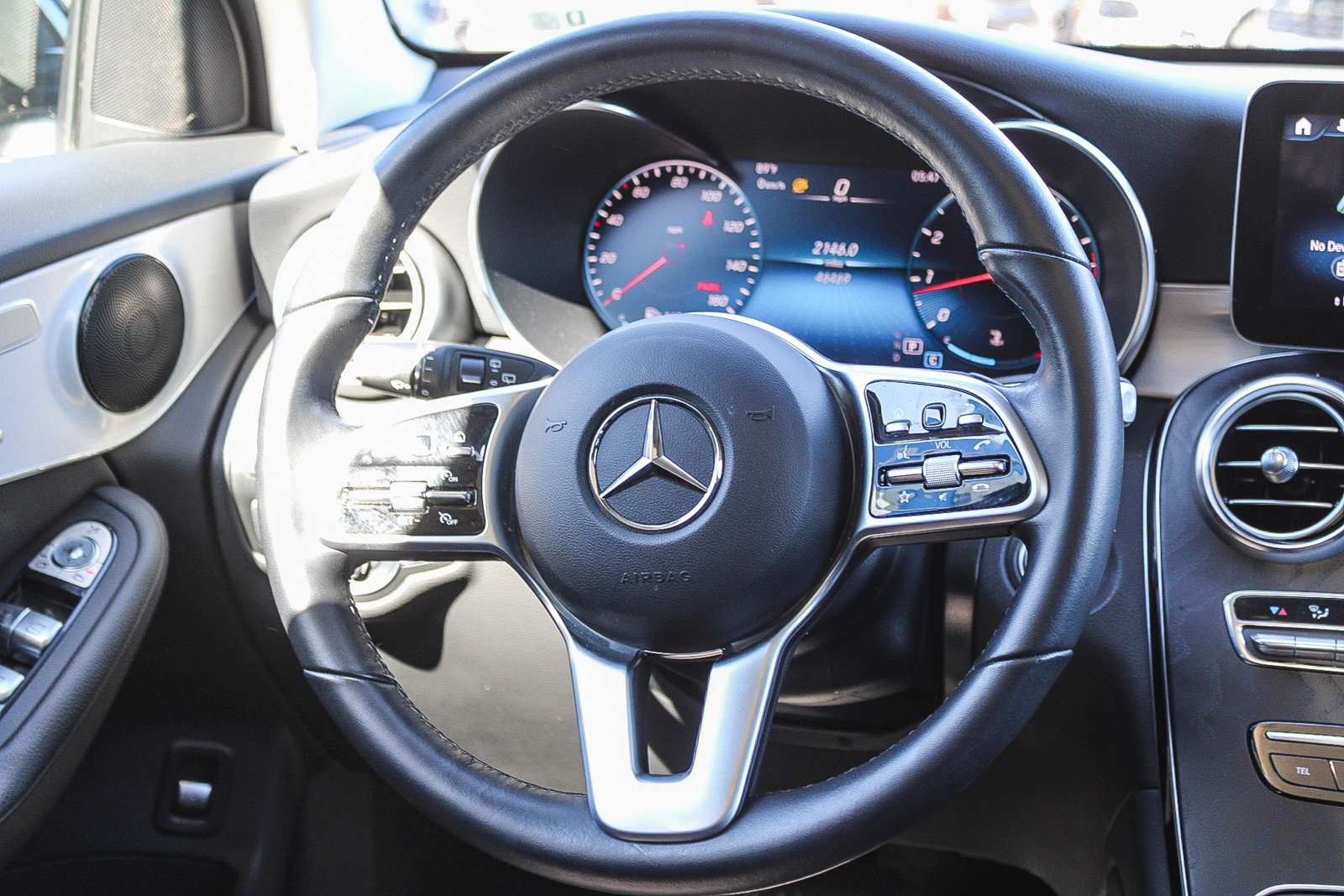 Used 2022 Mercedes-Benz GLC 300 image 17