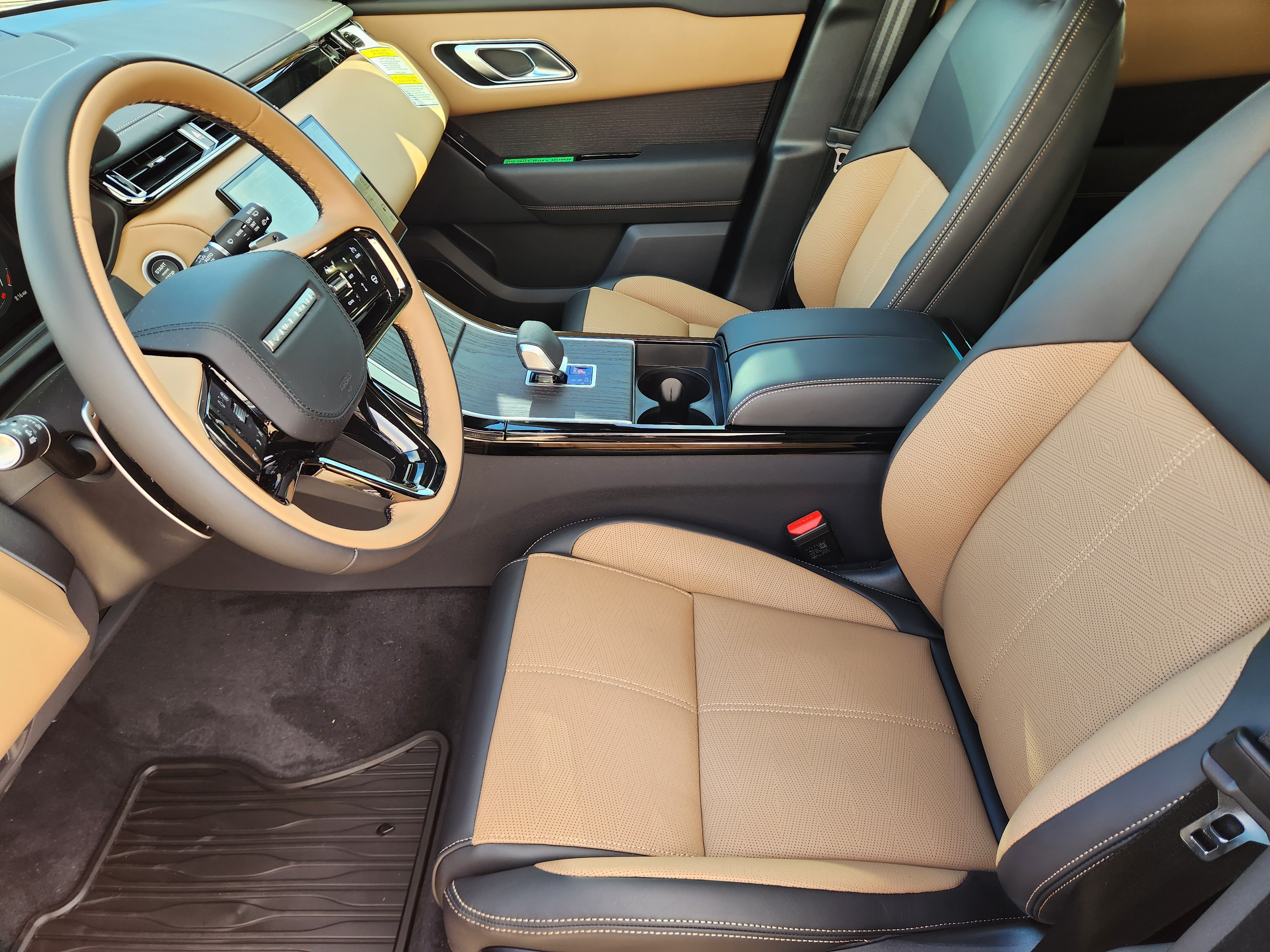 New 2026 Land Rover Range Rover Velar Autobiography AWD/4WD image 8