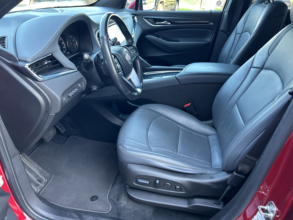 Used 2024 Buick Enclave Premium image 11