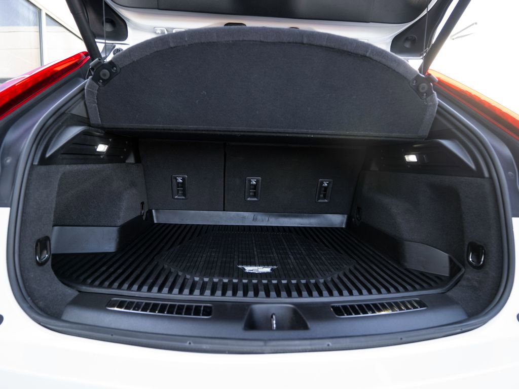 Used 2021 Cadillac XT4 Premium Luxury w/ Cold Weather Package image 38