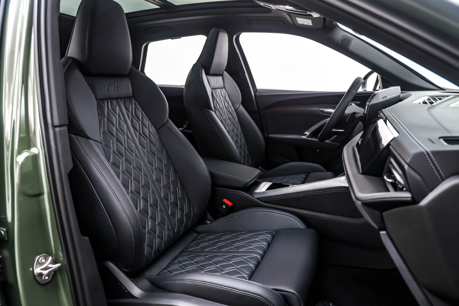 New 2025 Audi SQ5 Premium Plus image 7