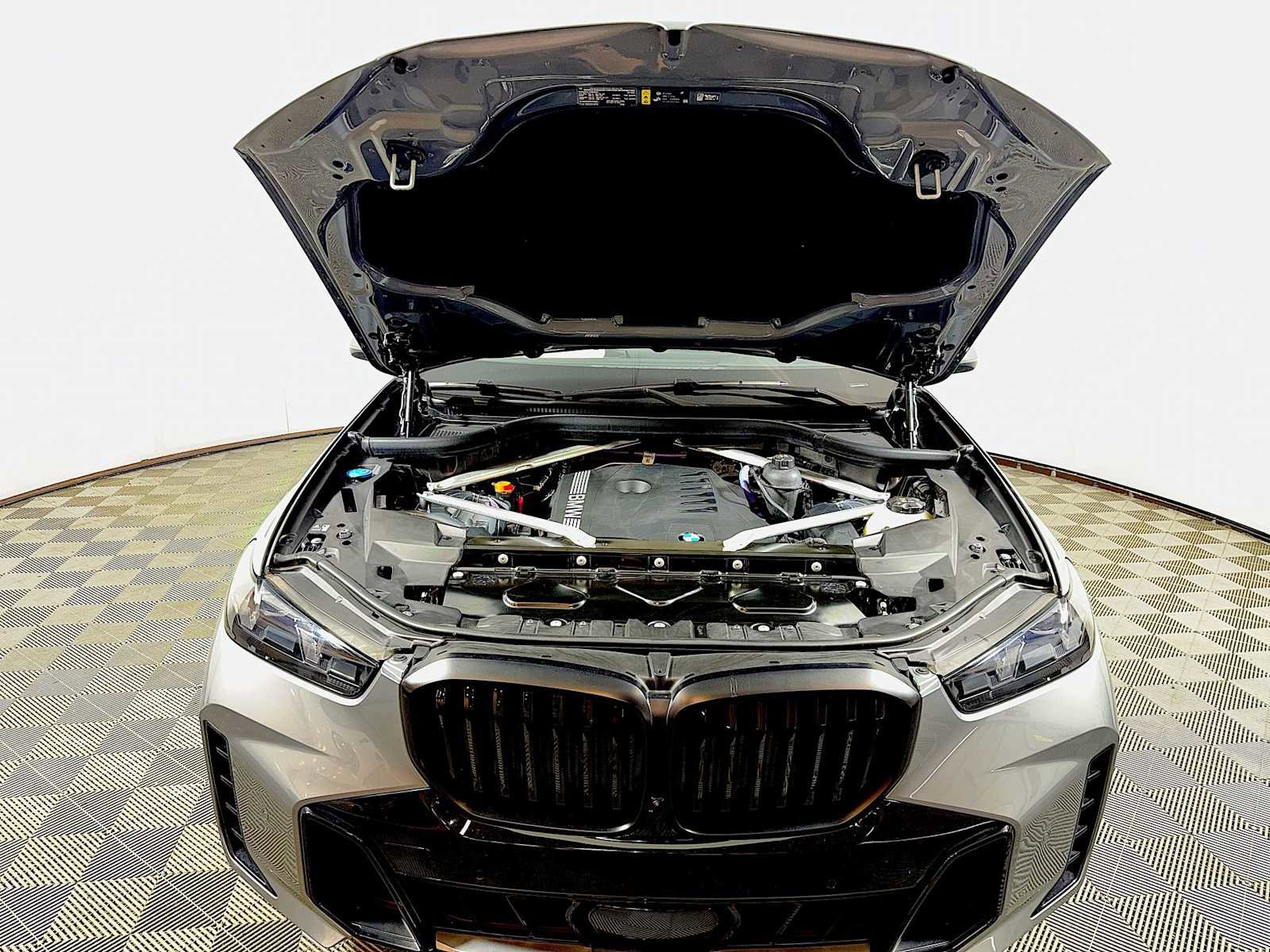 Certified 2024 BMW X5 xDrive40i w/ Executive Package AWD/4WD image 32