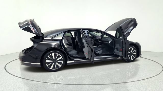 Used 2025 Lucid Air Pure RWD image 19