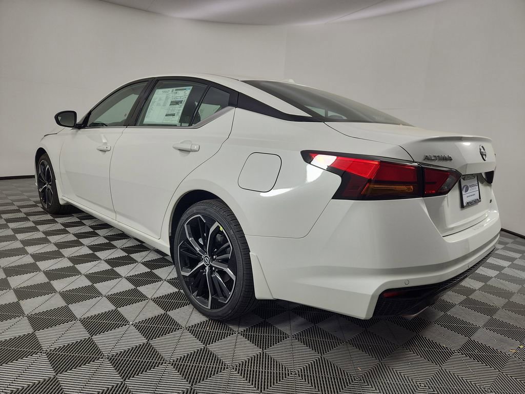 New 2025 Nissan Altima 2.5 SR w/ SR Premium Package AWD/4WD image 3