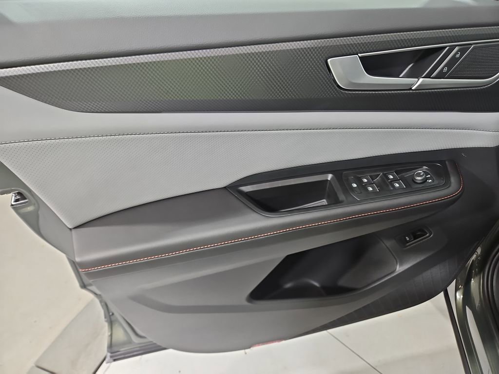 New 2026 Volkswagen Atlas Peak Edition image 10