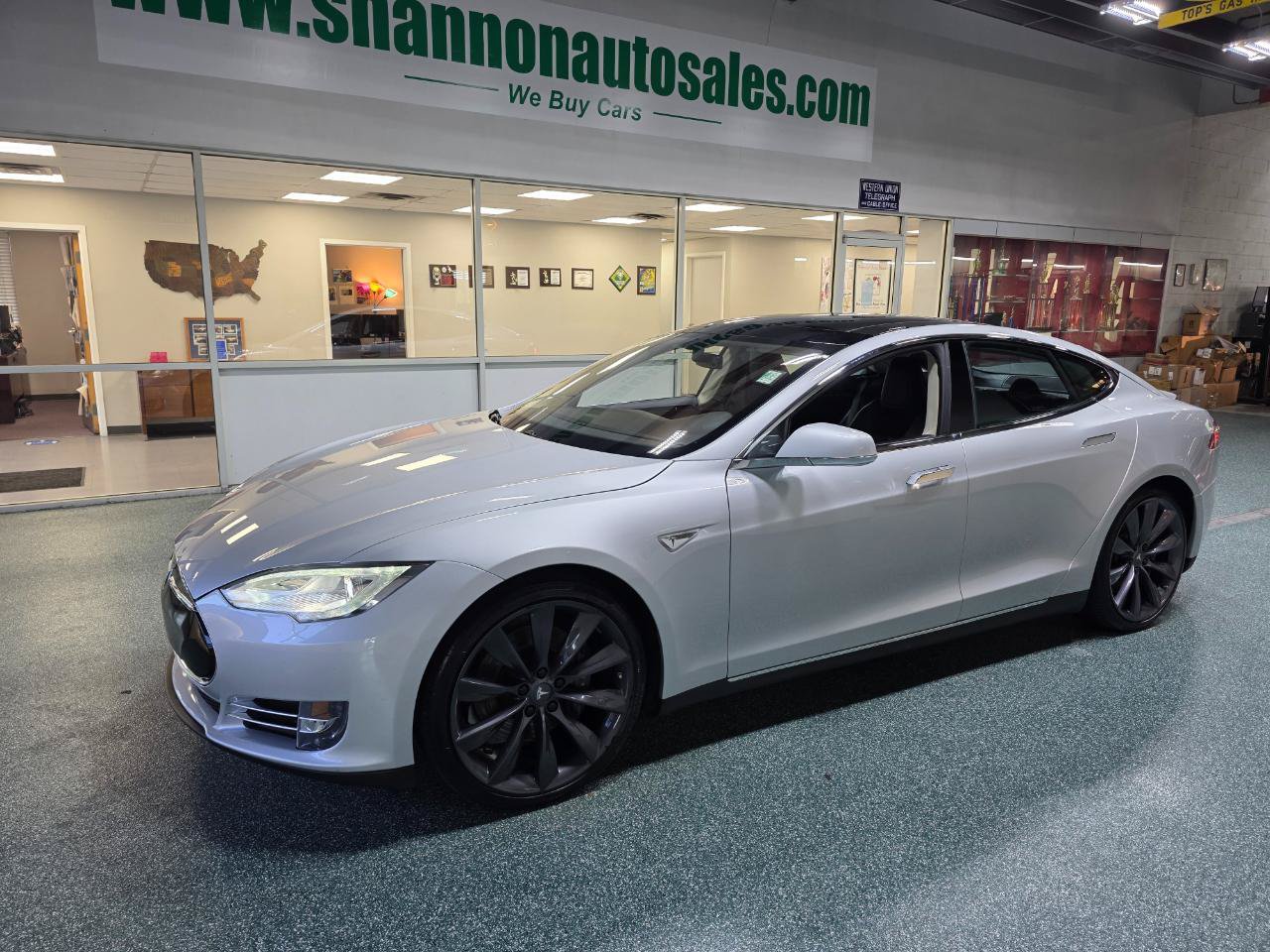 Used 2013 Tesla Model S Performance RWD image 2