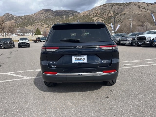 Used 2024 Jeep Grand Cherokee Limited image 5