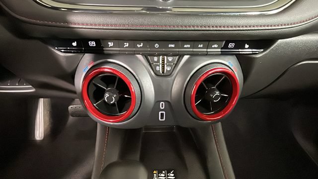 Used 2023 Chevrolet Blazer RS AWD/4WD image 22